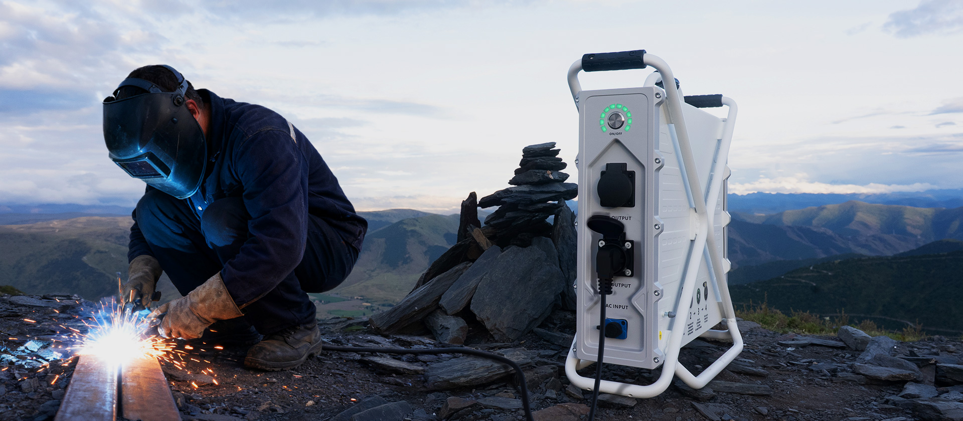 Portable power station